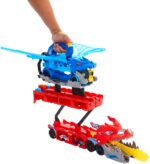 Hot Wheels City Ultimate Double Dragon Transporter Track Set Including Two Diecast Cars for Kids Ages 4 Years & Up - Image 5