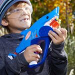 Nerf Junior Wild Sharkfire, Easy Play Dart Blaster, 8 Nerf Elite Darts, Nerf Blaster Shark Toys for 6 Year Old Boys & Girls, Outdoor Toys - Image 2