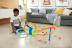 Hot Wheels Rapid Launch & Loop Playset With 1:64 Scale Die-Cast Toy Car, Crash & Track Set for Kids Ages 3 Years & Up - Image 2
